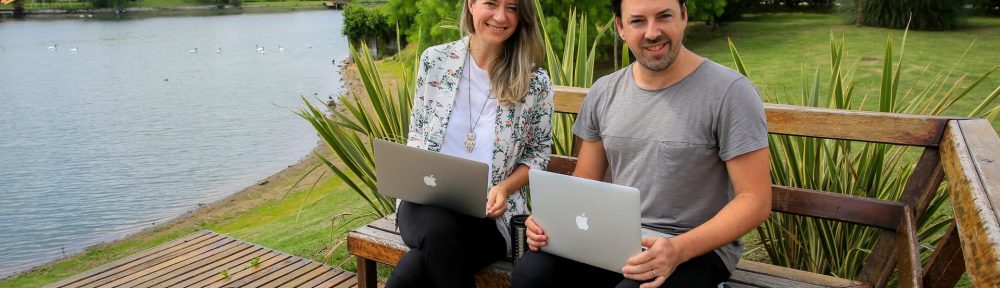 Nómades digitales. Con una laptop conquistan el mundo y anticipan un nuevo paradigma laboral