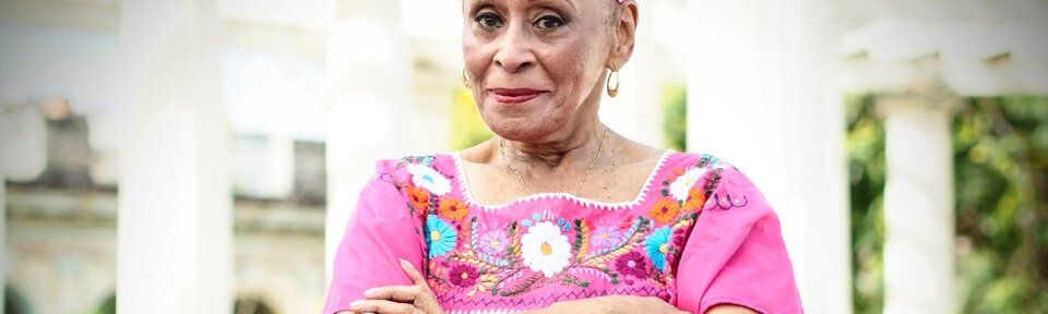 Omara Portuondo graba y gira a los 91 años: «Mi lugar favorito será siempre el escenario»