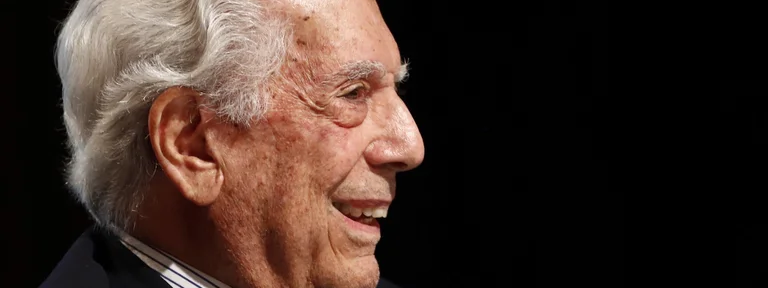 Vargas Llosa llega a la Argentina: participará de la Cena Anual de la Fundación Libertad y estará en la Feria del Libro