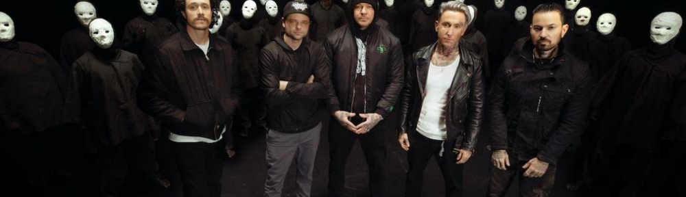 Hollywood Undead estrenó su poderoso nuevo single “Wild in these streets”