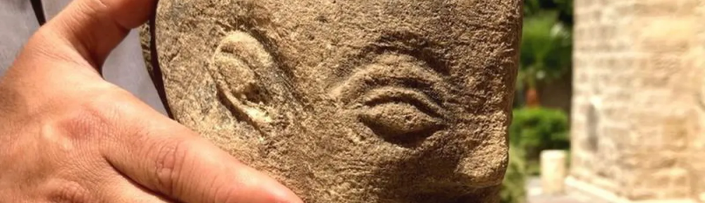 El agricultor que encontró una fascinante estatua de 4500 años de antigüedad