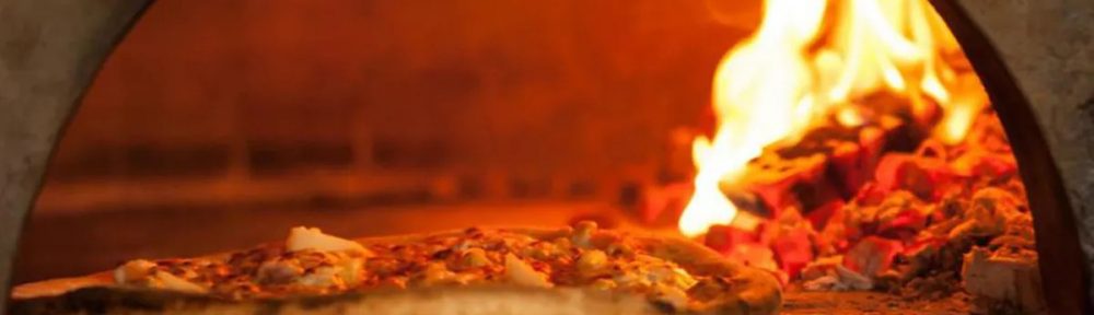 El fuego sagrado. Se creó antes que el Obelisco y su horno nunca se apagó en 90 años: curiosidades de una mítica pizzería