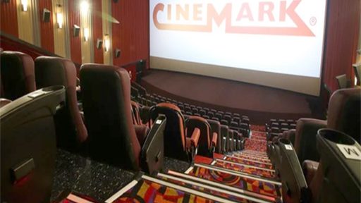 Abrió un complejo de cines con la pantalla más grande del país