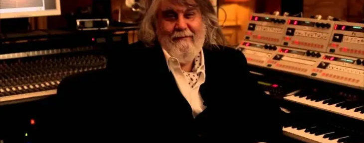 Murió Vangelis, reconocido compositor de bandas sonoras como «Carrozas de fuego» y «Blade Runner»