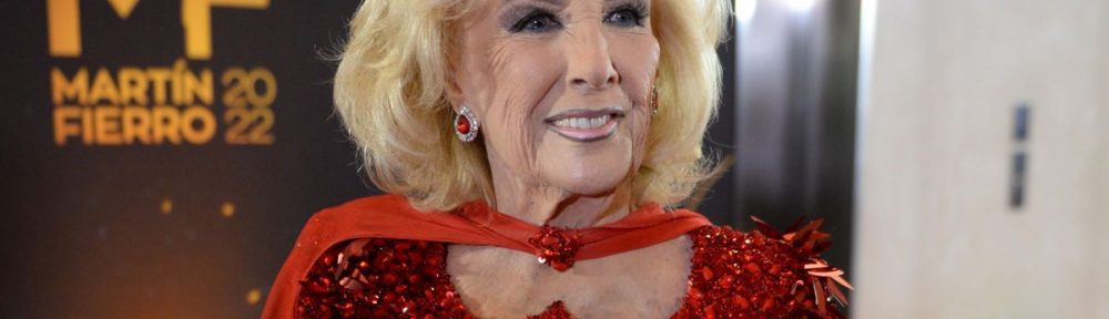 Mirtha Legrand tiene coronavirus pero aclaró que «está bien, asintomática y completamente vacunada»