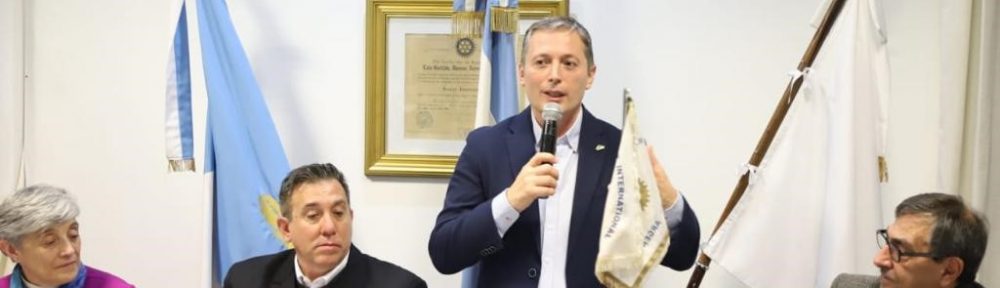 Fernando Gray participó del cambio de autoridades del Rotary Club de Luís Guillón