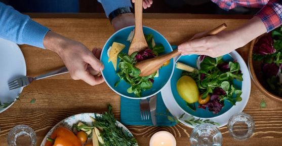 La dieta más saludable: lleva años en el primer puesto y los expertos la recomiendan