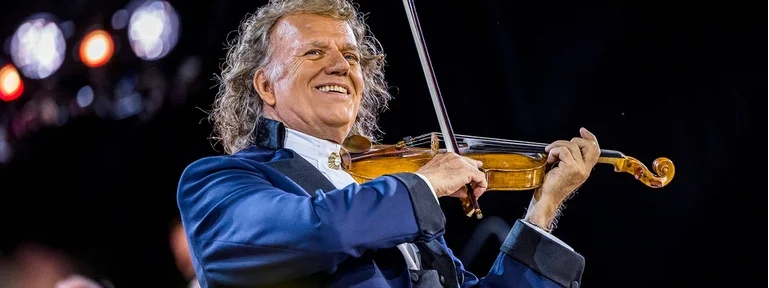 André Rieu llega a Sudamérica: cómo son los deslumbrantes shows con los que el Rey del Vals conmueve a multitudes