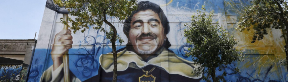 Los muralistas que inmortalizan a los ídolos populares en la paredes del conurbano