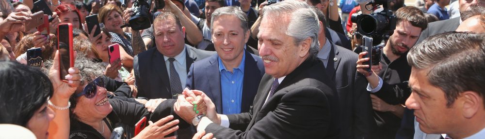 Fernando Gray y Alberto Fernández inauguraron 114 viviendas en el barrio Montecarlo de Esteban Echeverría