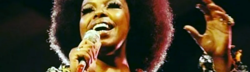 El triste anuncio de la representante de Roberta Flack que alarmó a sus seguidores: “Le resulta imposible cantar y muy difícil hablar”