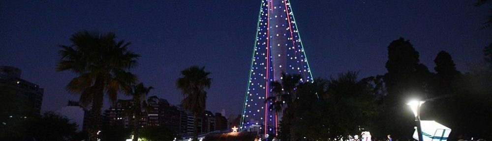 Las provincias celebran las Fiestas de Fín de Año con ferias, árboles gigantes, cartas a Papa Noel y festivales