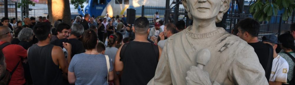 En el día de su cumpleaños, inauguraron una escultura de Sokol en su Hurlingham natal