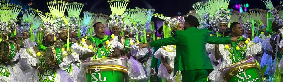 El carnaval de Brasil volvió sin restricciones por la pandemia y en busca de un récord: 46 millones de personas bailando