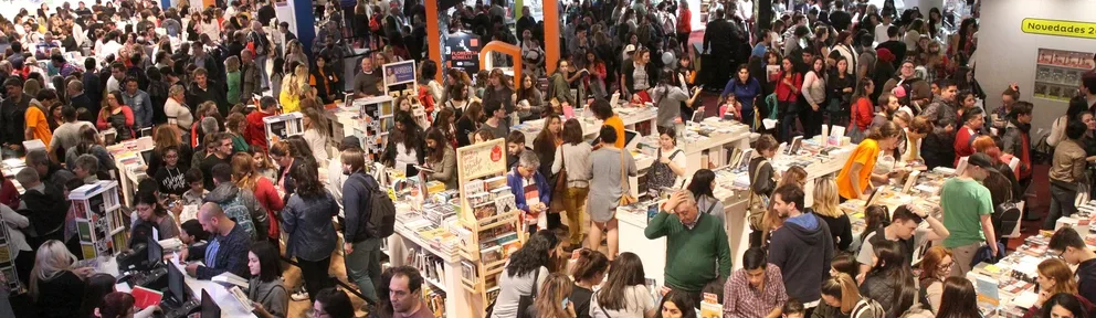 Los precios de la Feria del Libro: ¿cuánta plata hay que llevar para pasar el día?