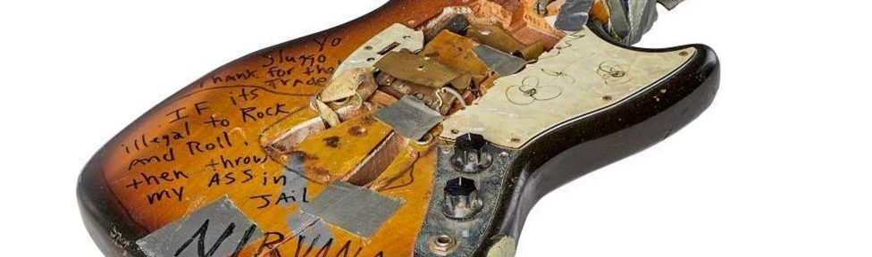 Una guitarra eléctrica que Kurt Cobain rompió, se vendió en casi 600.000 dólares