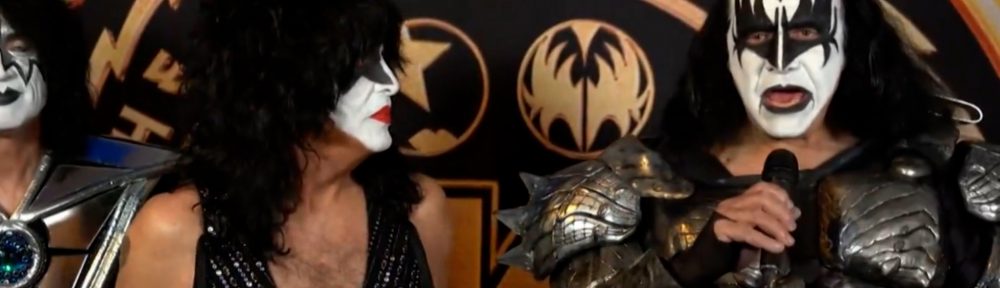 Kiss revoluciona a sus fans con la Macarena