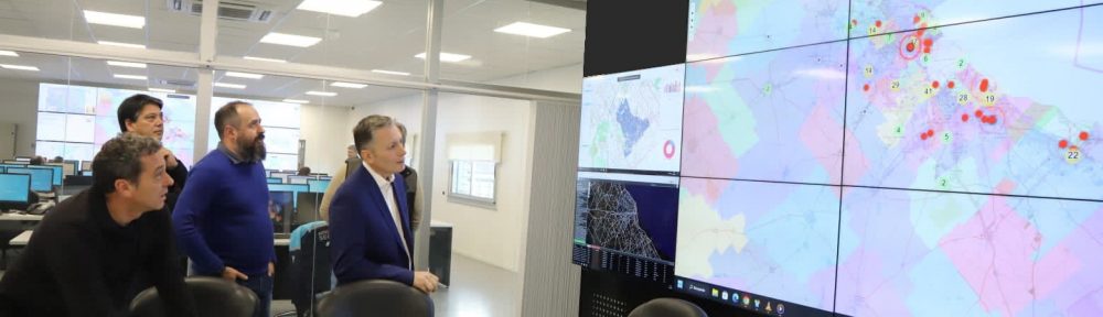 Fernando Gray firmó un convenio con el Ministerio de Seguridad bonaerense para implementar la aplicación Alerta 911 en Esteban Echeverría