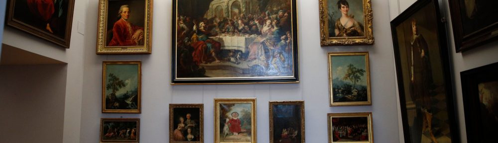 El museo francés del Louvre recibe obras de arte ucranianas para protegerlas de la guerra
