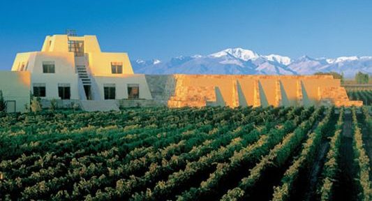 La mejor bodega del mundo es Argentina. Hay otras 4 de Mendoza y una de Salta en el top 50 de World’s Best Vineyards