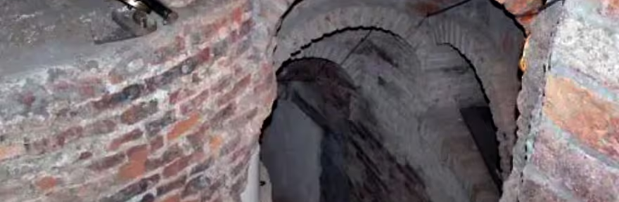 Identifican un aljibe de más de un siglo en una obra en construcción en Villa Devoto y lo catalogan con potencial arqueológico