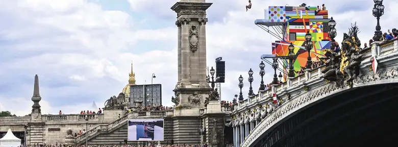 Nadadores en el Sena y sedes en edificios históricos: cómo se prepara París para los Juegos Olímpicos 2024