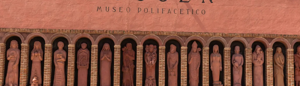 Rocsen, el excéntrico museo que reúne una momia, porcelana china y un cóndor embalsamado en un enclave cordobés