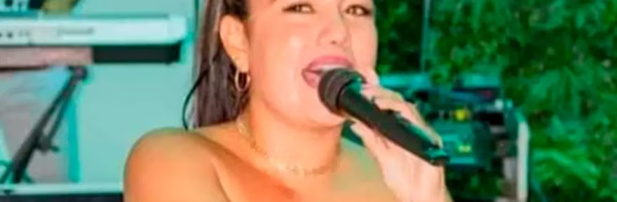 Conmoción por la muerte de la cantante Yuliana Perea a los 38 años: se había sometido a una cirugía estética