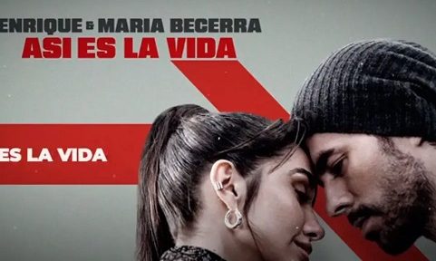Enrique Iglesias estrenó junto a María Becerra su bachata «Así es la vida»