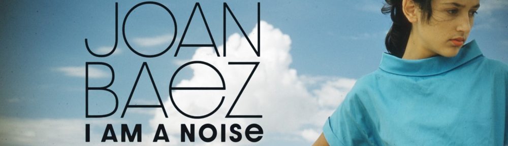 Joan Baez todavía tiene canciones por cantar pero también secretos que contar
