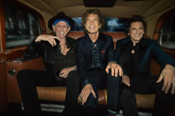 Pasados los 80, los Rolling Stones anunciaron una nueva gira