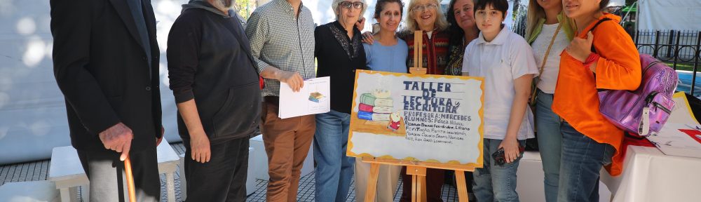 Fernando Gray en la 14° edición de la Feria del Libro de Autores Echeverrianos