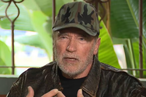 Arnold Schwarzenegger llegó a Munich para realizar un evento benéfico y terminó detenido, demorado y en medio de una pesadilla sin sentido