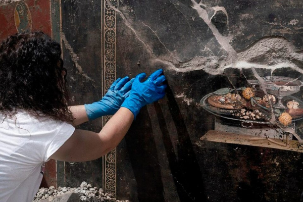 Una panadería, el nuevo tesoro enterrado de Pompeya