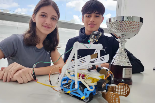 Dos adolescentes salteños representarán a la Argentina en el Mundial de Robótica 2024