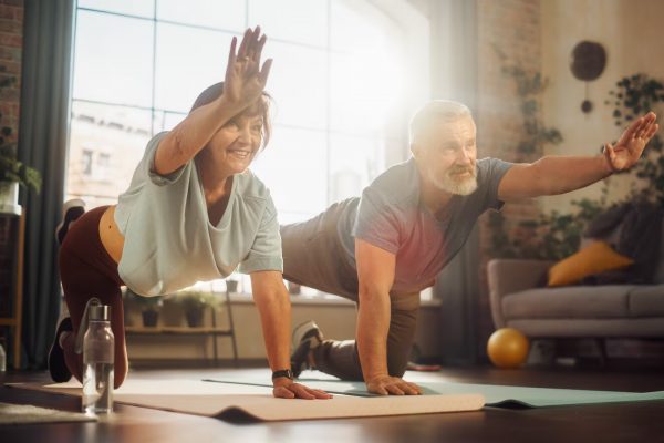Fitness después de los 50: estos son los mejores ejercicios para potenciar la salud y estar en forma