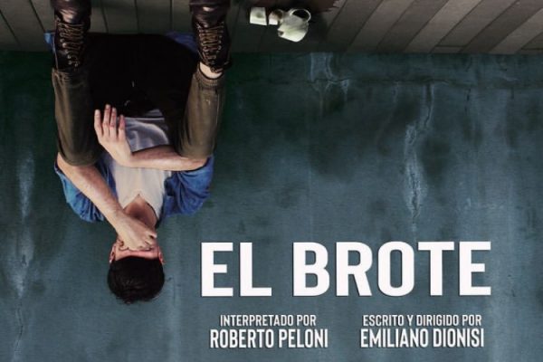 «El brote»: Roberto Peloni protagoniza un éxito