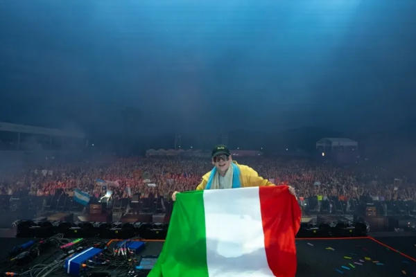 Bizarrap actuó por primera vez en Italia: “Grazzie Mille”