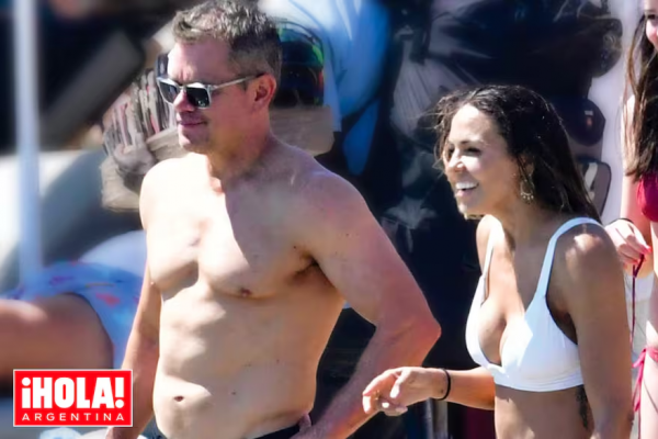 Junto a su mujer argentina y sus hijas, Matt Damon disfruta de unas soñadas vacaciones en Mykonos