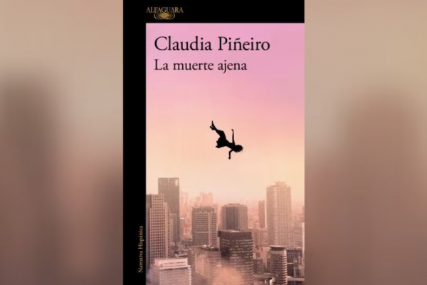 Claudia Piñeiro elige un fragmento de su nueva novela que presentó en la Feria del Libro