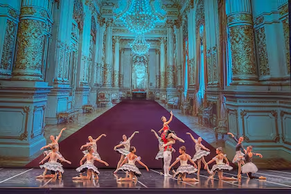 La segunda apuesta del año de Julio Bocca suma variedad al repertorio del Ballet Estable del Teatro Colón