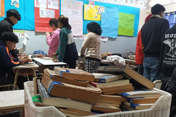 ¿Crisis de la lectura? En estas escuelas, los libros son puentes entre los estudiantes