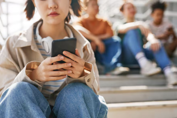 ¿Qué significa el número 7375 en los chats de WhatsApp? Así es la nueva tendencia en jóvenes