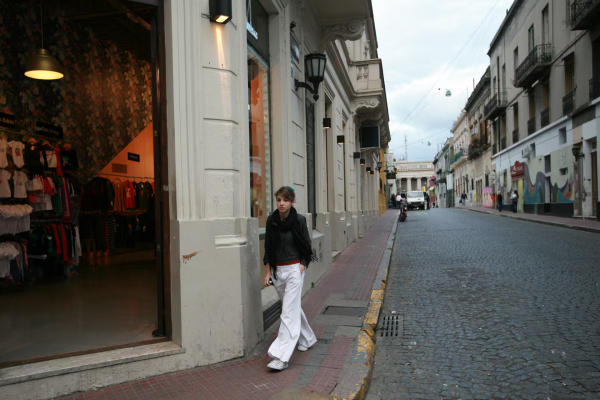 La calle que más cambió de nombre en Buenos Aires: escenario del crecimiento urbano, invasiones inglesas y oleadas de inmigrantes