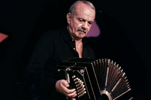 Reeditan el libro de conversaciones «Con Piazzolla»