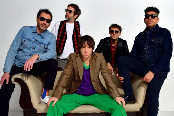 Turf y Fito Páez lanzan «Contacto», un adelanto imperdible del álbum «Polvo de Estrellas»