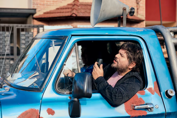 Santiago Motorizado: del video en el que imagina a Maradona como mujer a su versión viral de “No podrás”, de Cristian Castro