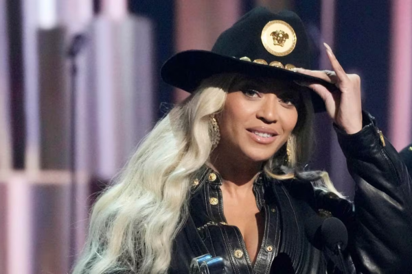 Robaron música inédita, archivos y prendas de lujo de Beyoncé de un auto