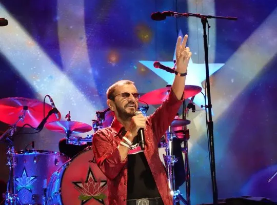 Ringo Starr le pidió a Sam Mendes que reescribiera partes de las películas biográficas de los Beatles