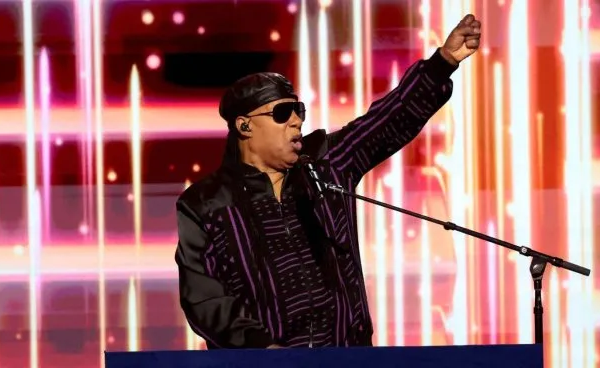 ¿Stevie Wonder no es realmente ciego? El músico habló sobre el rumor de su falsa ceguera